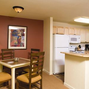 One-Bedroom Apartment No Resort Fees